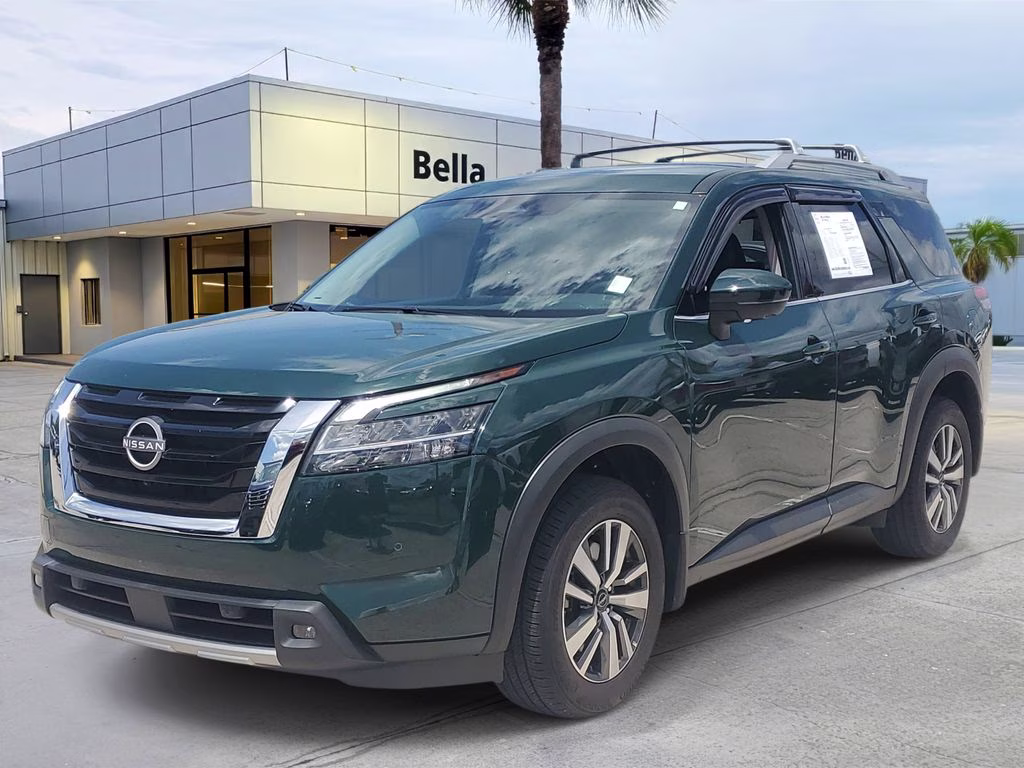 2024 Obsidian Green Pearl Nissan Pathfinder SL FWD SUV