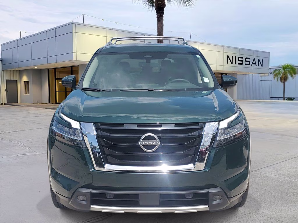 2024 Obsidian Green Pearl Nissan Pathfinder SL FWD SUV