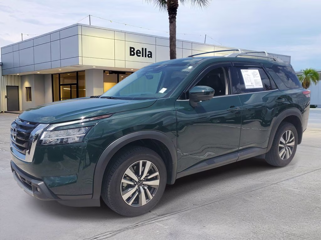 2024 Obsidian Green Pearl Nissan Pathfinder SL FWD SUV
