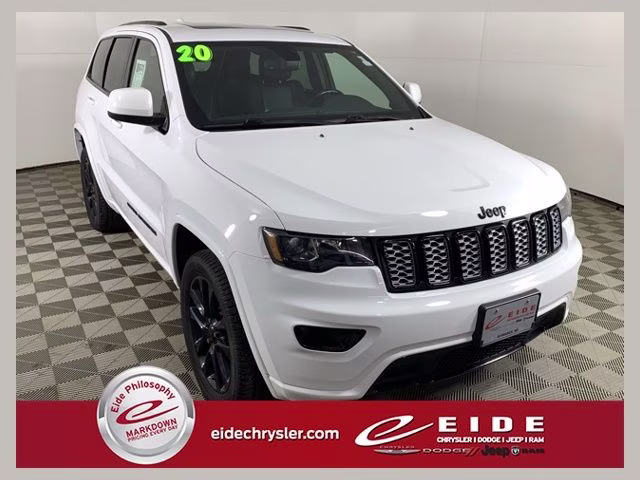 2020 Bright White Clearcoat Jeep Grand Cherokee Altitude 4X4 SUV