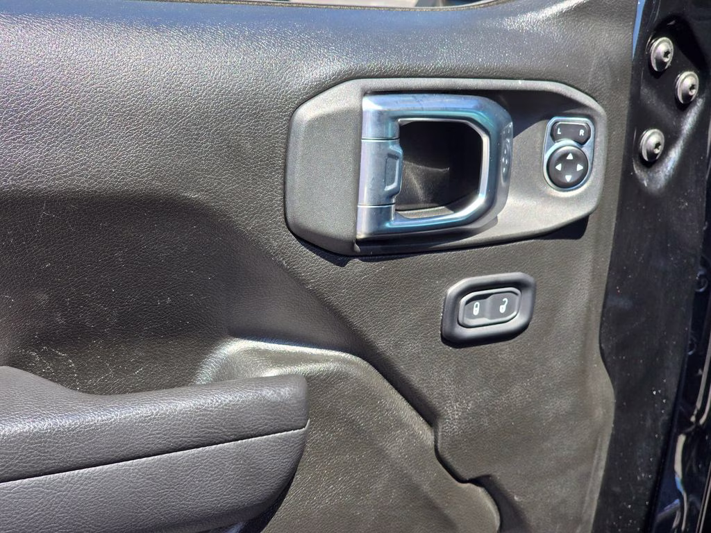 2025 Black Clearcoat Jeep Wrangler Willys 4xe 4X4 SUV