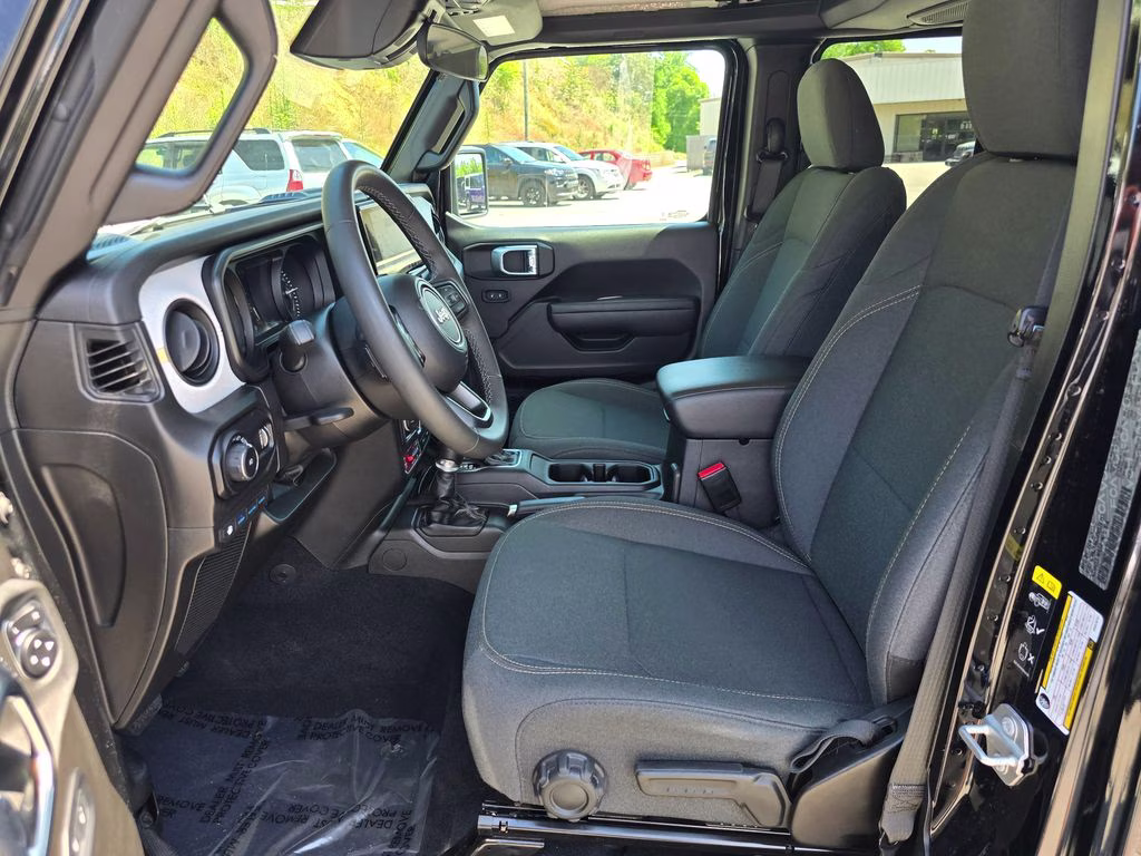 2025 Black Clearcoat Jeep Wrangler Willys 4xe 4X4 SUV