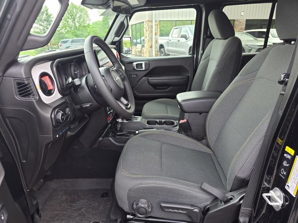 2025 Black Clearcoat Jeep Wrangler Willys 4xe 4X4 SUV