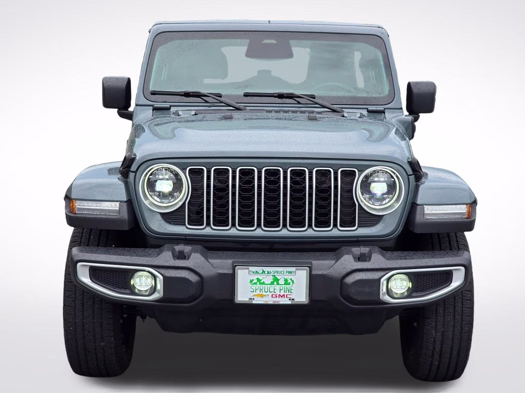 2025 Anvil Clear Coat Jeep Wrangler Sahara 4xe 4X4 SUV