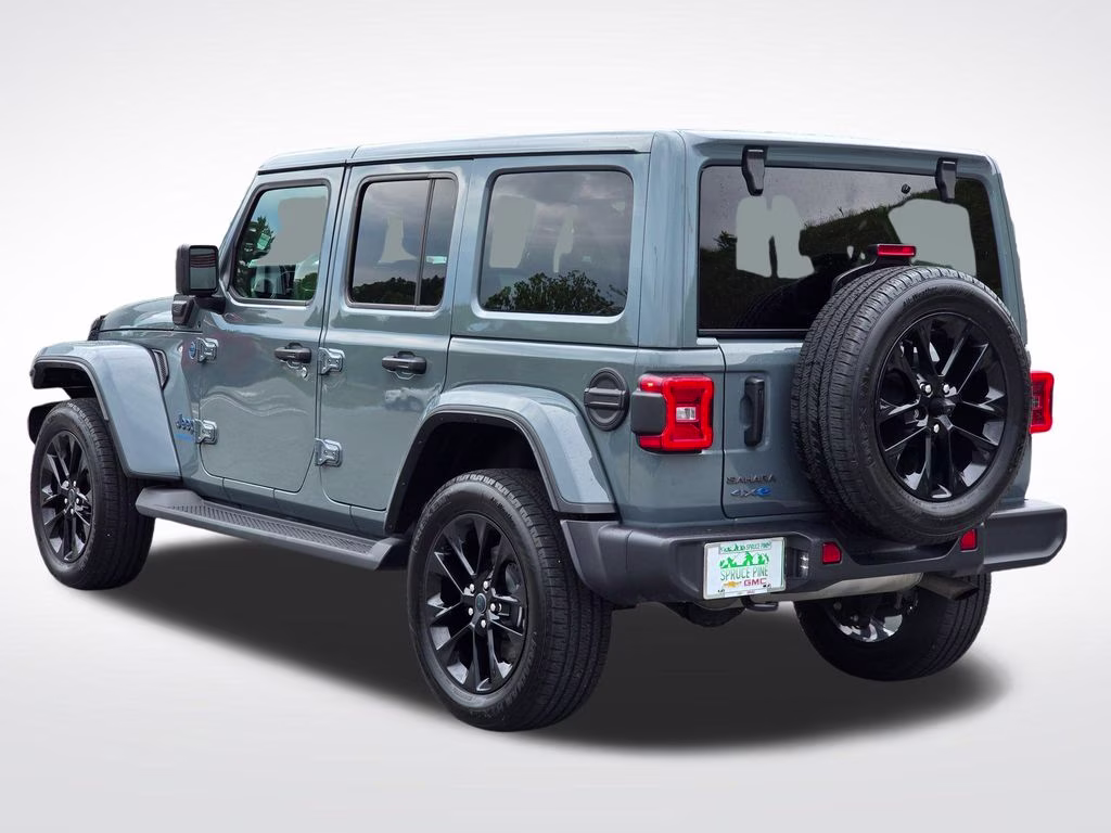 2025 Anvil Clear Coat Jeep Wrangler Sahara 4xe 4X4 SUV