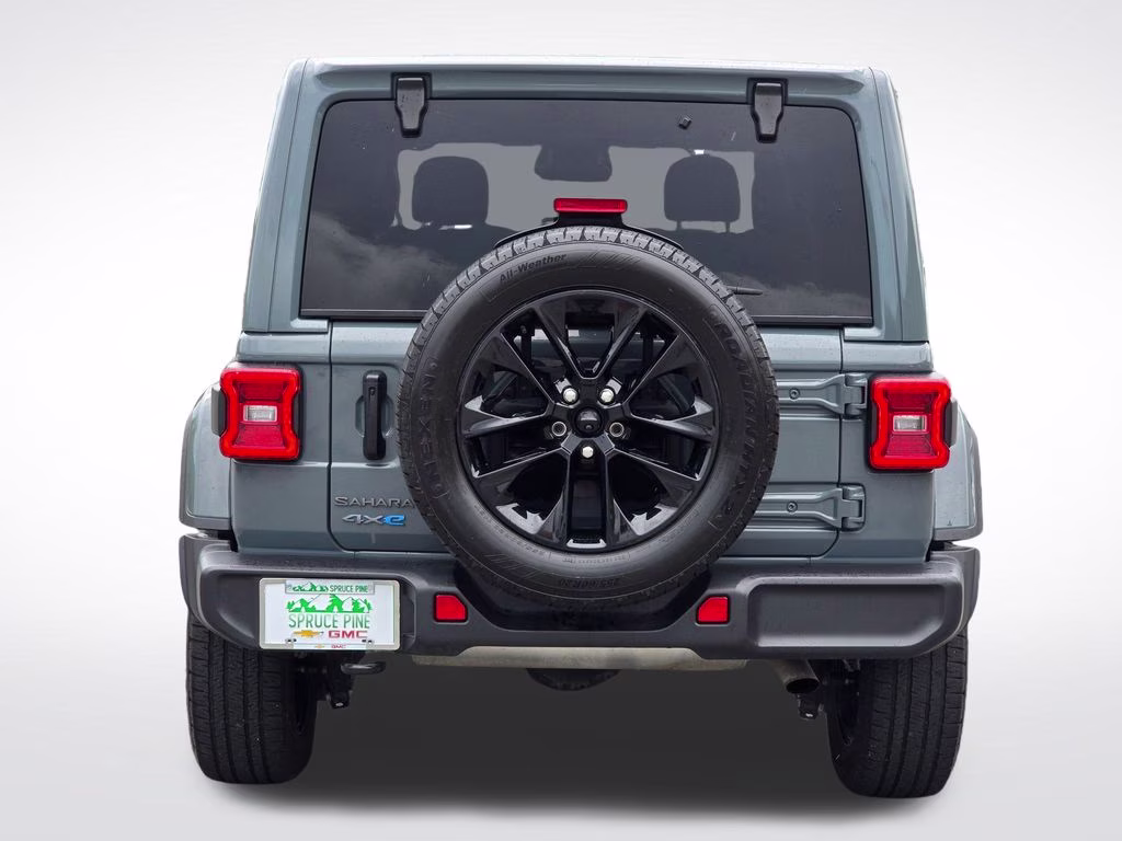 2025 Anvil Clear Coat Jeep Wrangler Sahara 4xe 4X4 SUV