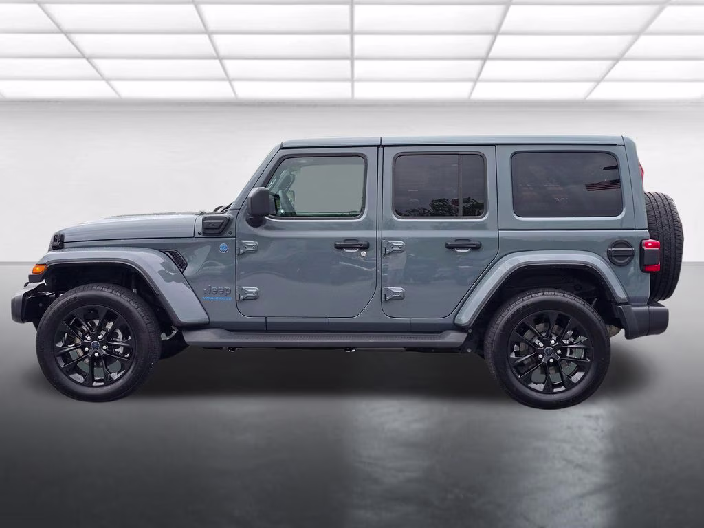 2025 Anvil Clear Coat Jeep Wrangler Sahara 4xe 4X4 SUV