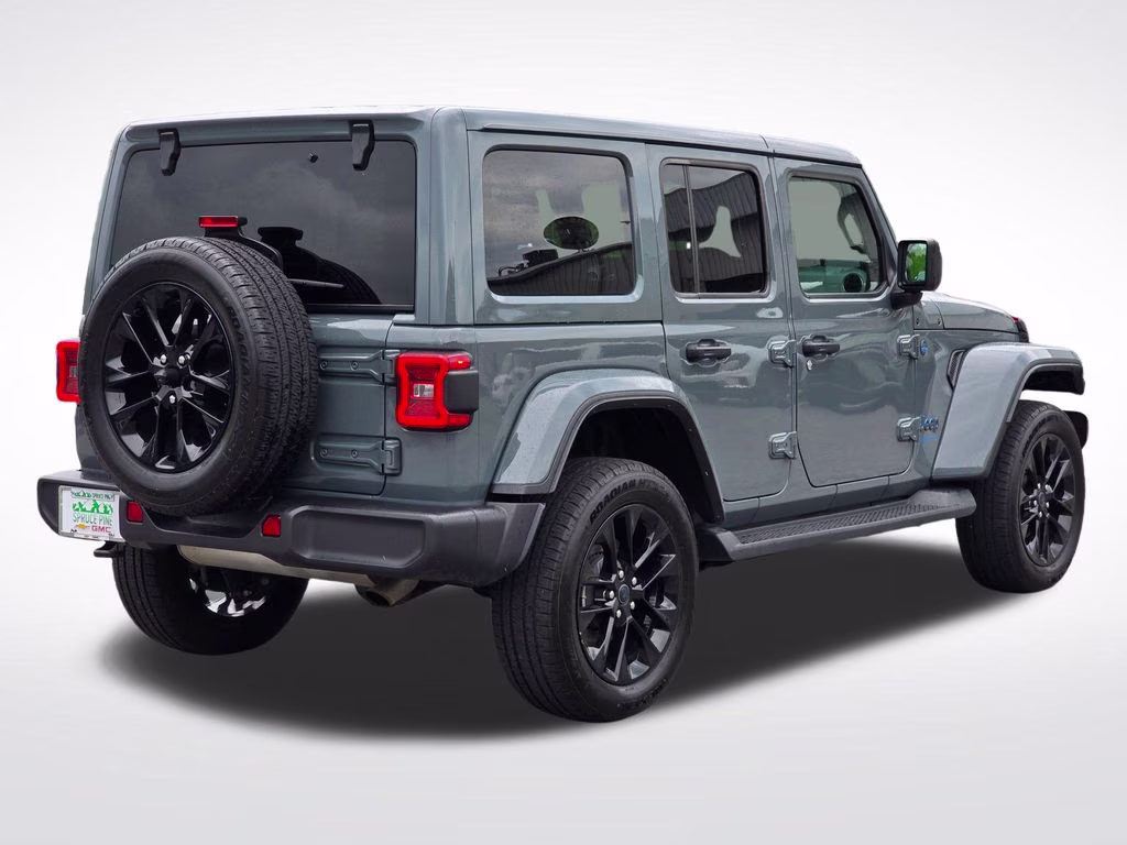 2025 Anvil Clear Coat Jeep Wrangler Sahara 4xe 4X4 SUV