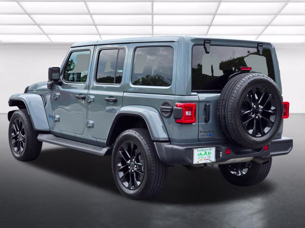 2025 Anvil Clear Coat Jeep Wrangler Sahara 4xe 4X4 SUV