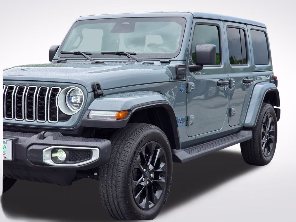 2025 Anvil Clear Coat Jeep Wrangler Sahara 4xe 4X4 SUV