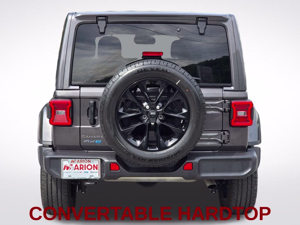 2025 Granite Crystal Metallic Clearcoat Jeep Wrangler Sahara 4xe 4X4 SUV