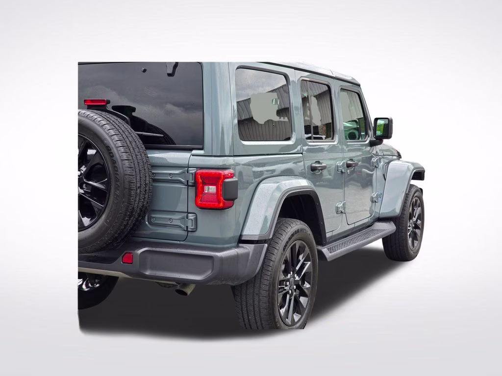 2025 Anvil Clear Coat Jeep Wrangler Sahara 4xe 4X4 SUV