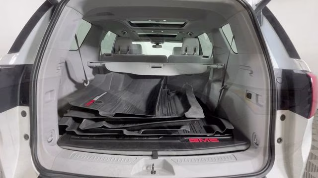 2018 White Frost Tricoat GMC Acadia SLT-1 AWD SUV
