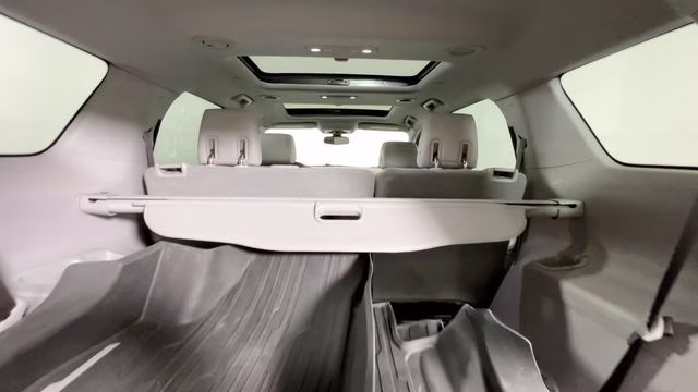 2018 White Frost Tricoat GMC Acadia SLT-1 AWD SUV