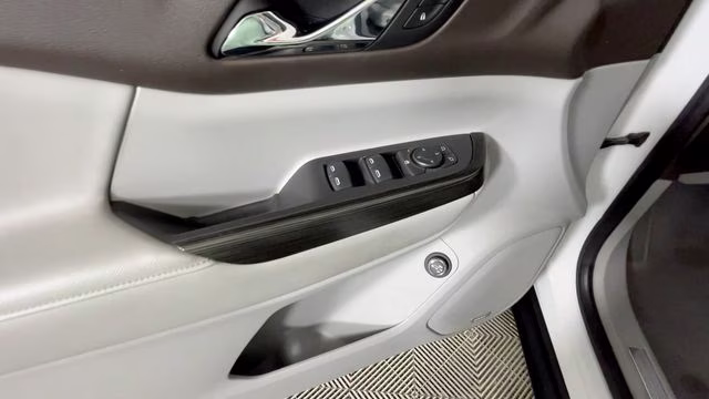 2018 White Frost Tricoat GMC Acadia SLT-1 AWD SUV