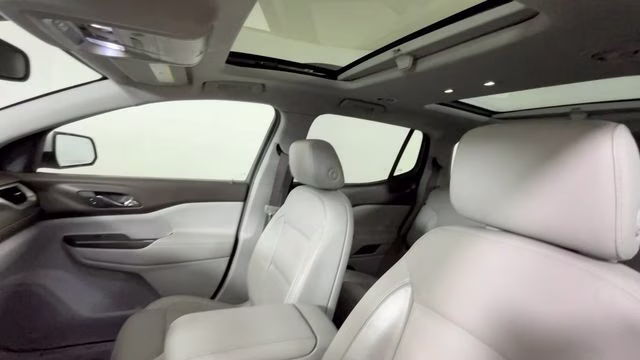 2018 White Frost Tricoat GMC Acadia SLT-1 AWD SUV