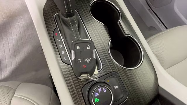2018 White Frost Tricoat GMC Acadia SLT-1 AWD SUV