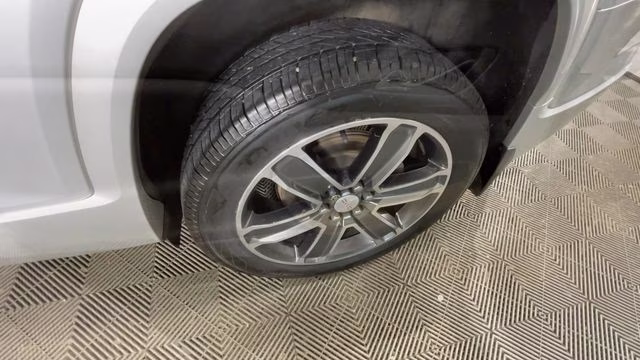 2018 Quicksilver Metallic GMC Acadia Denali AWD SUV