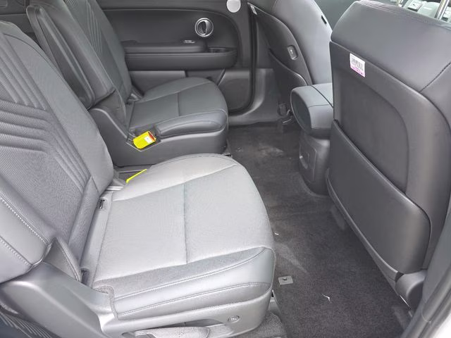 2026 Creamy White Pearl Hyundai Palisade SEL Premium AWD SUV