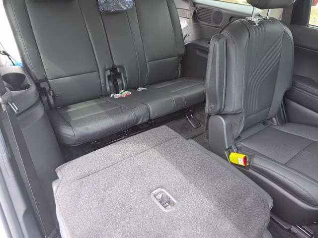 2026 Creamy White Pearl Hyundai Palisade SEL Premium AWD SUV