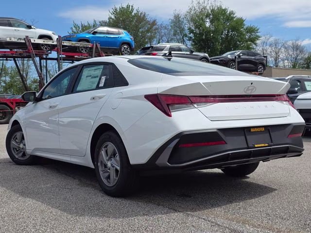 2026 Serenity White Pearl Hyundai Elantra SE FWD Sedan