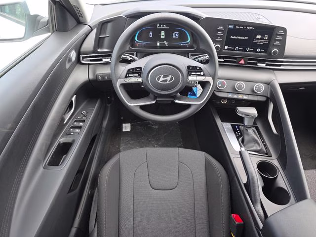 2026 Serenity White Pearl Hyundai Elantra SE FWD Sedan