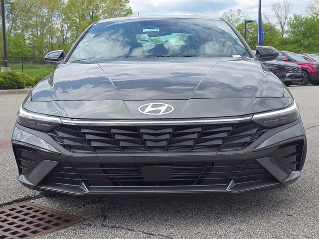 2026 Amazon Gray Hyundai Elantra SEL Sport FWD Sedan
