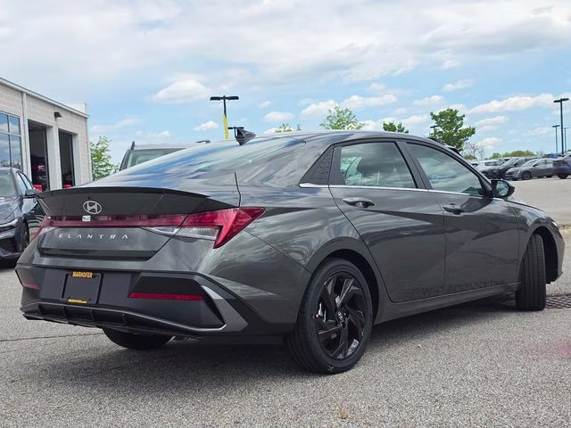 2026 Amazon Gray Hyundai Elantra SEL Sport FWD Sedan
