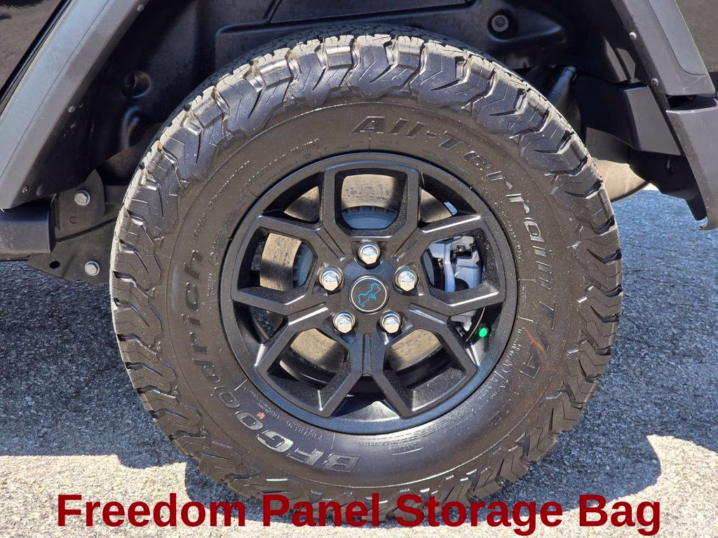 2025 Black Clearcoat Jeep Wrangler Willys 4xe 4X4 SUV