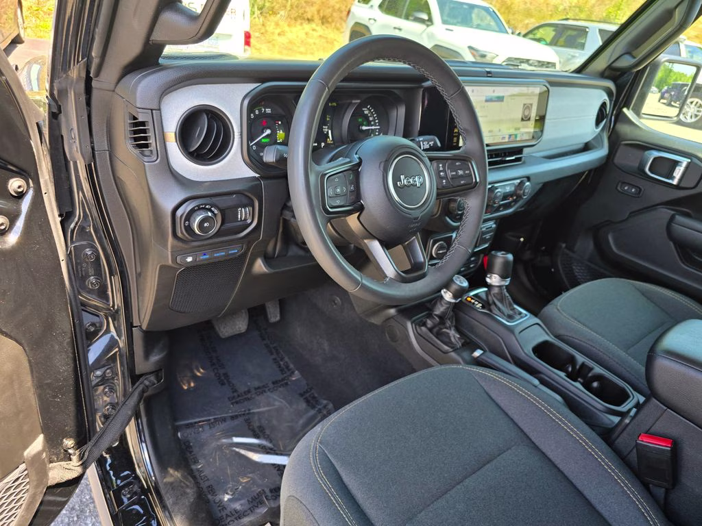 2025 Black Clearcoat Jeep Wrangler Willys 4xe 4X4 SUV