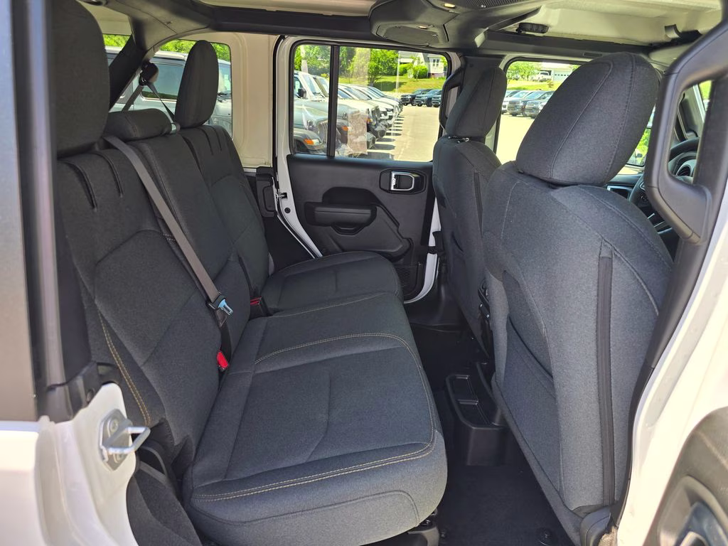 2025 Bright White Clearcoat Jeep Wrangler Willys 4xe 4X4 SUV