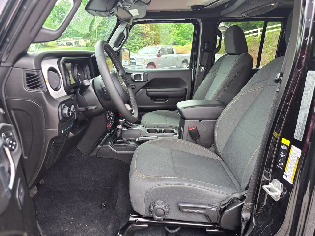 2025 Black Clearcoat Jeep Wrangler Willys 4xe 4X4 SUV