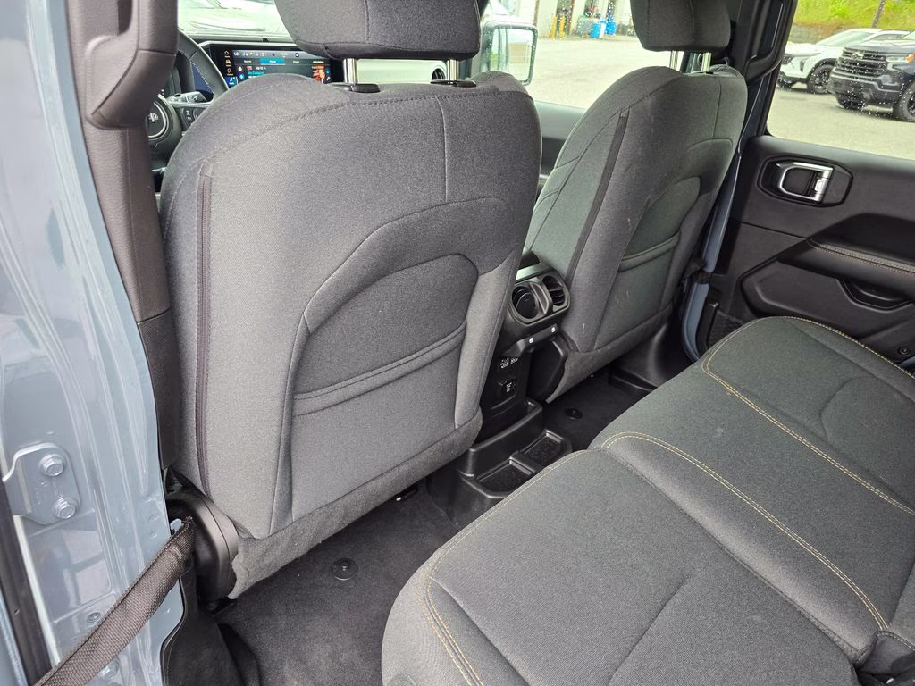 2025 Anvil Clear Coat Jeep Wrangler Sahara 4xe 4X4 SUV