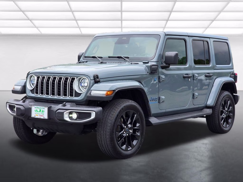 2025 Anvil Clear Coat Jeep Wrangler Sahara 4xe 4X4 SUV