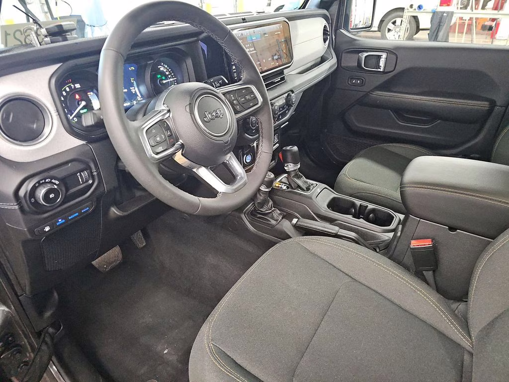 2025 Granite Crystal Metallic Clearcoat Jeep Wrangler Sahara 4xe 4X4 SUV