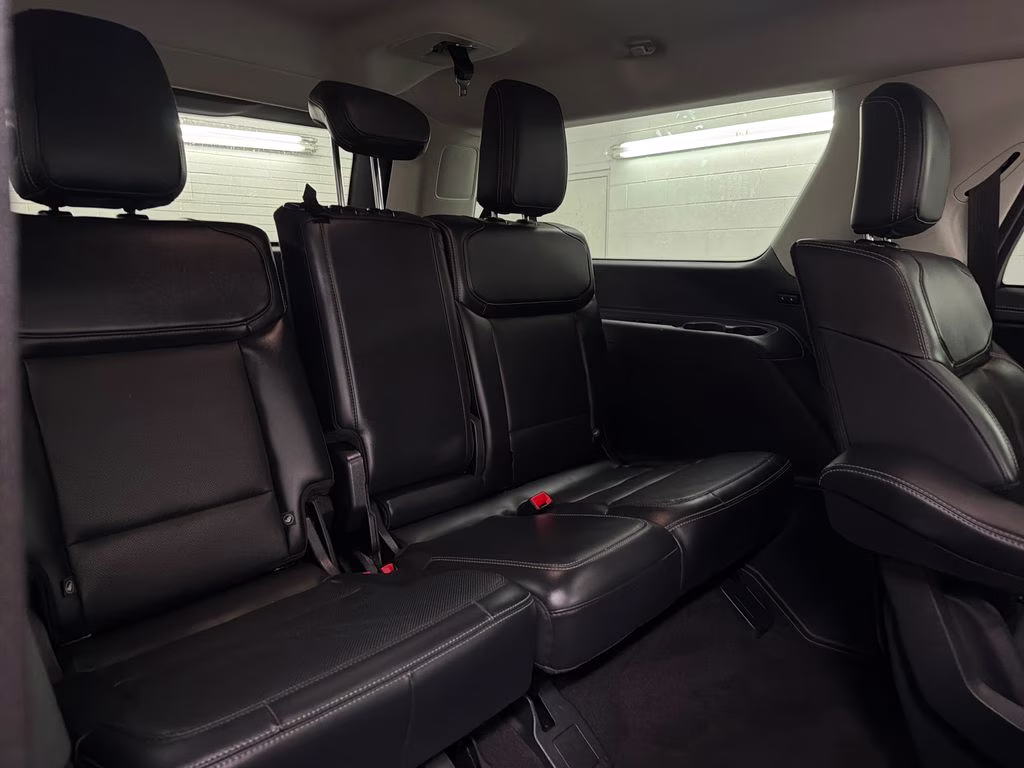 2025 Agate Black Metallic Ford Expedition Max Platinum 4X4 SUV