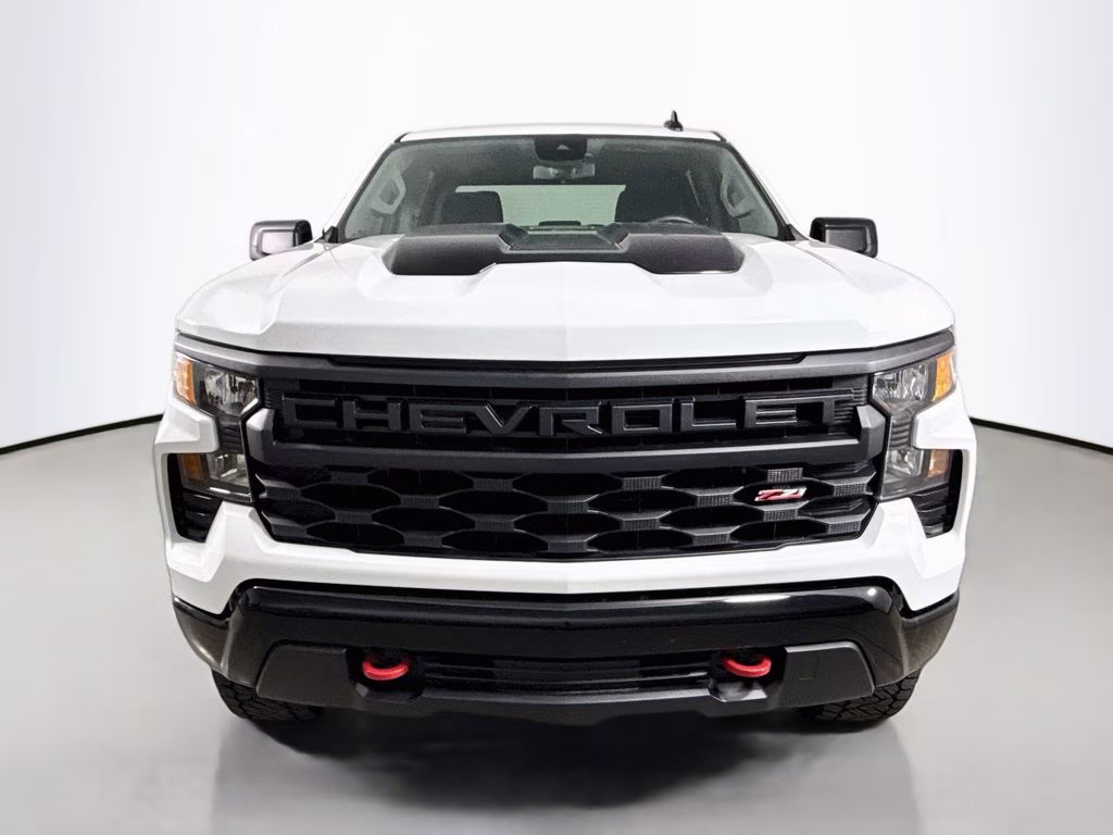 2022 Summit White Chevrolet Silverado 1500 Custom Trail Boss 4X4 Truck