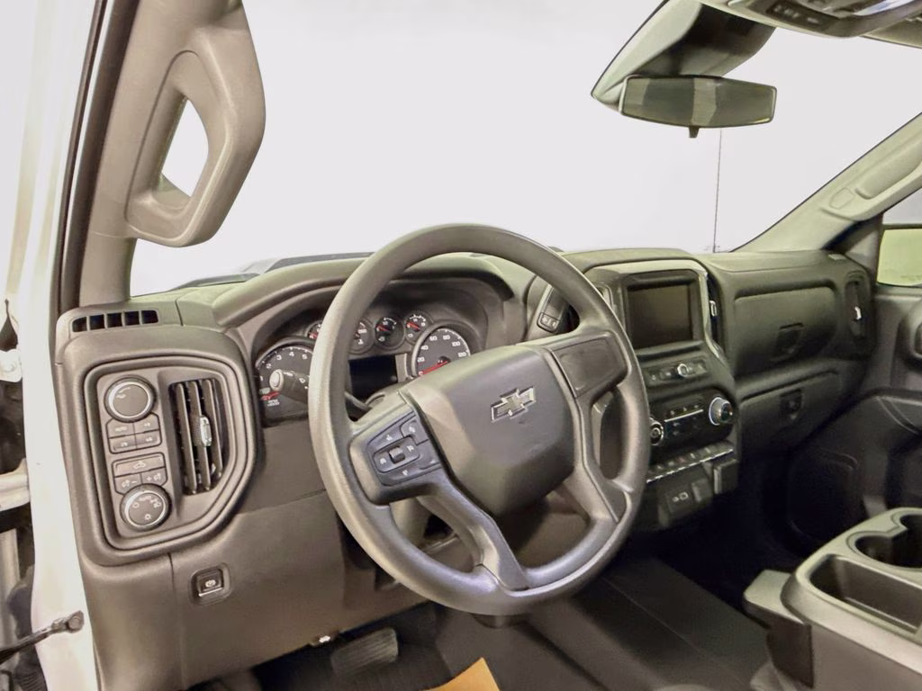 2022 Summit White Chevrolet Silverado 1500 Custom Trail Boss 4X4 Truck