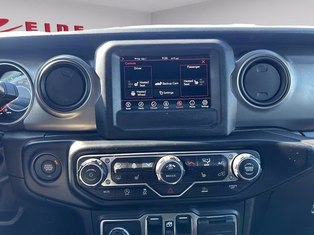 2022 Snazzberry Pearlcoat Jeep Gladiator Willys 4X4 Truck