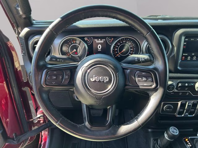 2022 Snazzberry Pearlcoat Jeep Gladiator Willys 4X4 Truck