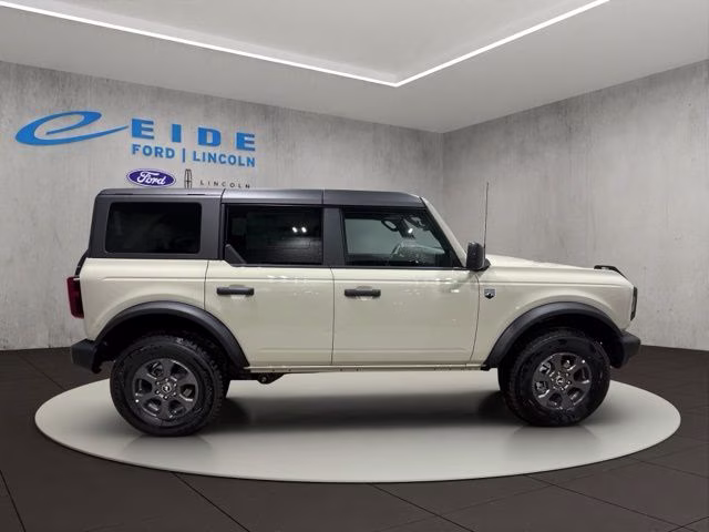 2026 Desert Sand Ford Bronco Big Bend 4X4 SUV