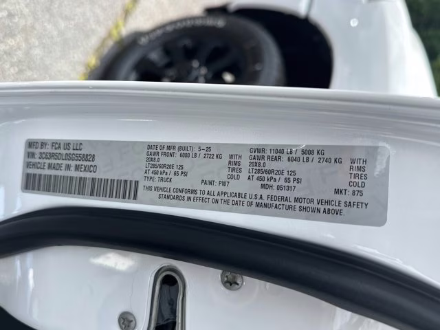2025 Bright White Clearcoat Ram 2500 Big Horn 4X4 Truck
