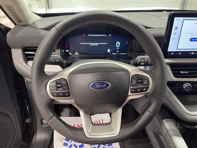 2026 Space White Metallic Ford Explorer Active 4X4 SUV