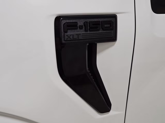 2026 Oxford White Ford F-150 XLT Black Appearance 4X4 Truck