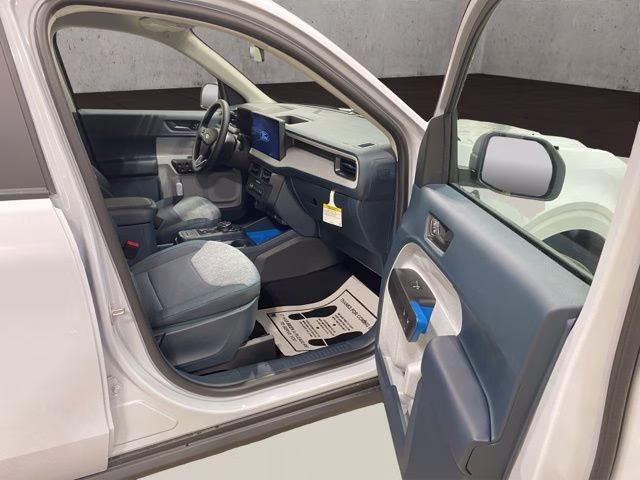 2026 Space White Metallic Ford Maverick XLT AWD Truck