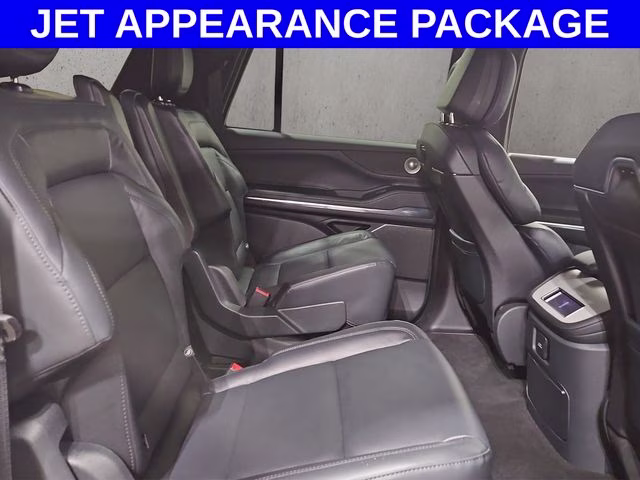 2026 Infinite Black Metallic Clearcoat Lincoln Navigator L Reserve 4X4 SUV