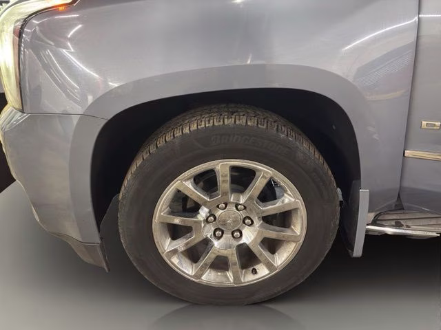 2016 Light Steel Gray Metallic GMC Yukon XL Denali 4X4 SUV