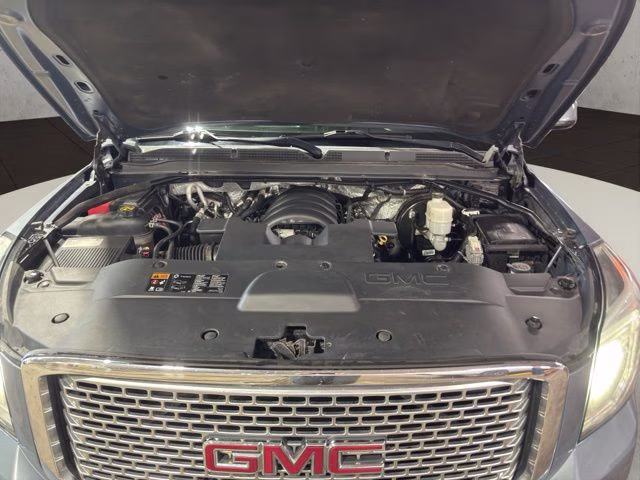 2016 Light Steel Gray Metallic GMC Yukon XL Denali 4X4 SUV