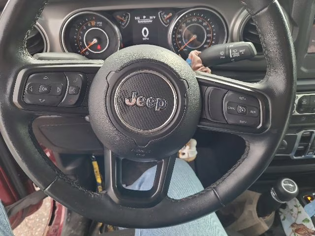 2022 Snazzberry Pearlcoat Jeep Gladiator Willys 4X4 Truck