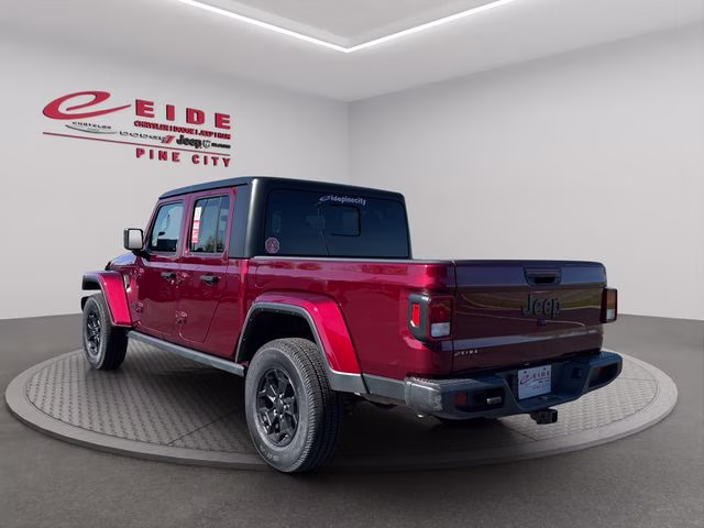 2022 Snazzberry Pearlcoat Jeep Gladiator Willys 4X4 Truck